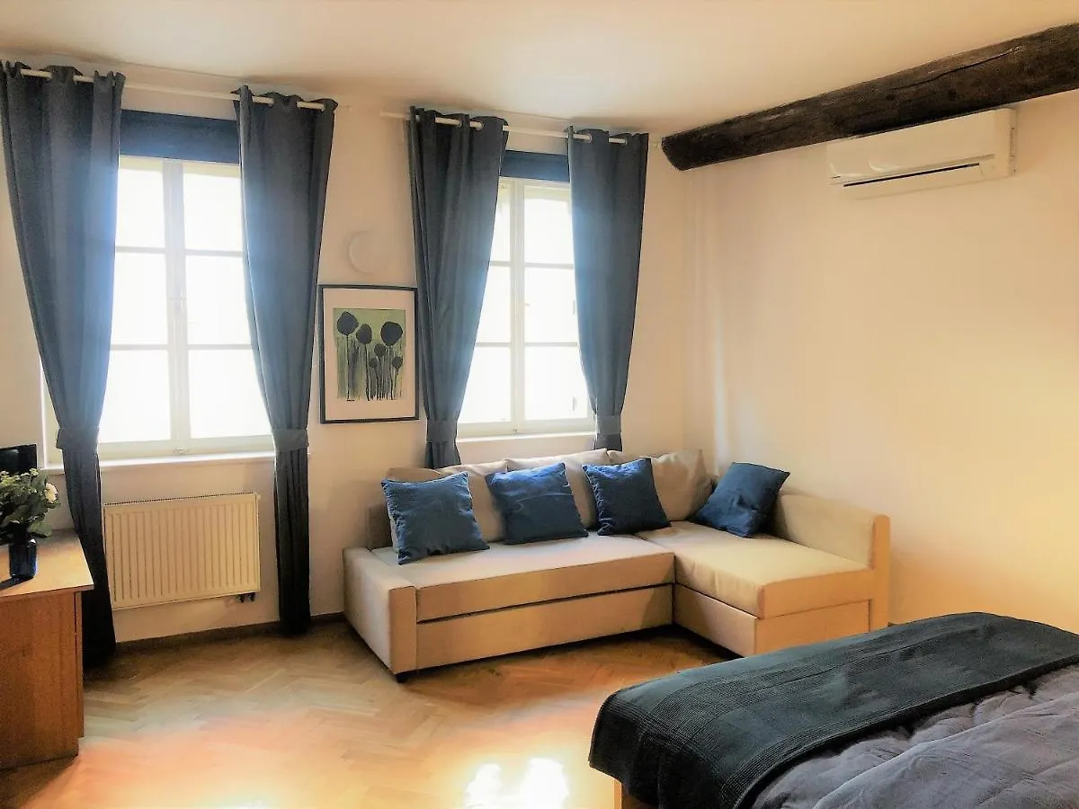 Fantom Home Prague
